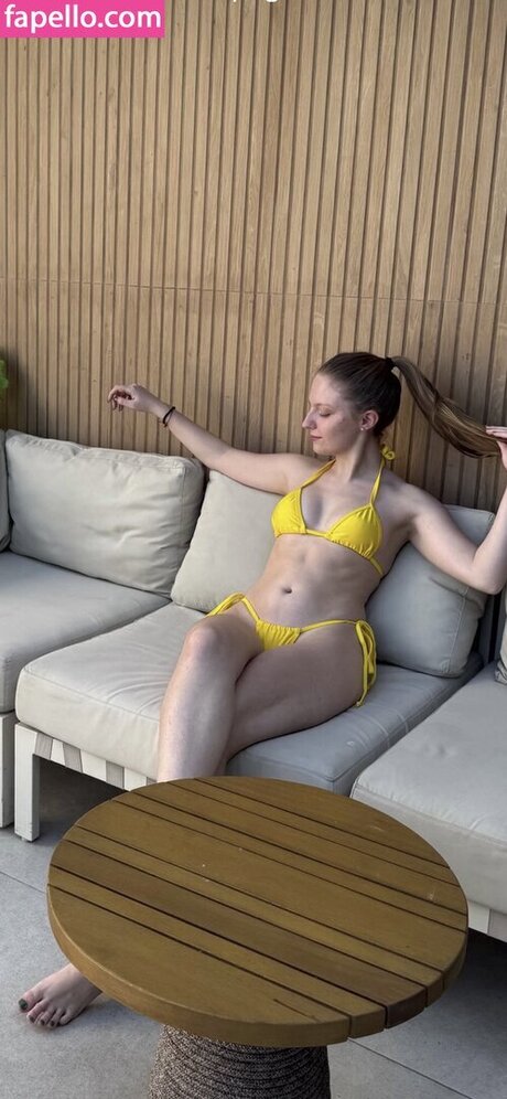 Edurd Quire11i exclusive pornstar pic