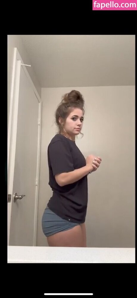 madisons the shit model perfect pictures