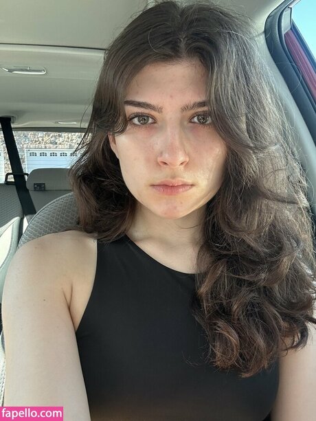 Squirtstain star adult pic