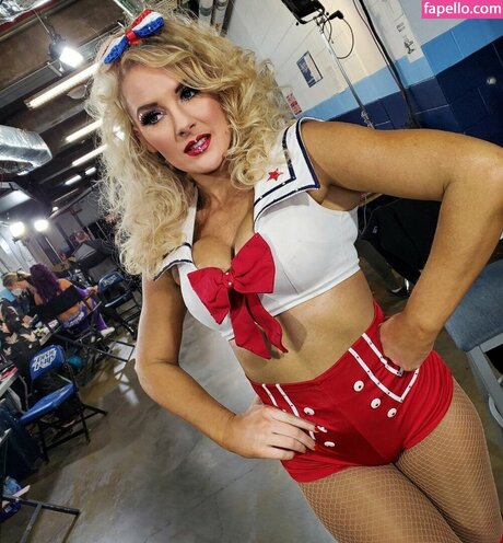 Lacey Evan s erotic pornstar pics