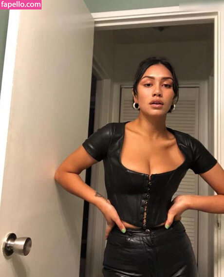 Luciane Buchanan profile image