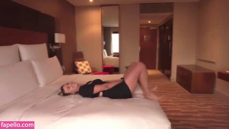 Simply Kel ASMR nudes star image