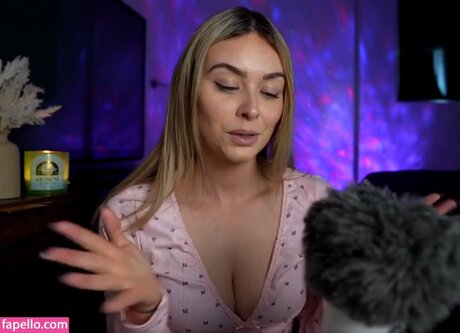 cute shemale onlyfans hot naked pic