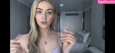 Simply Kel ASMR pornstar exclusive galleries