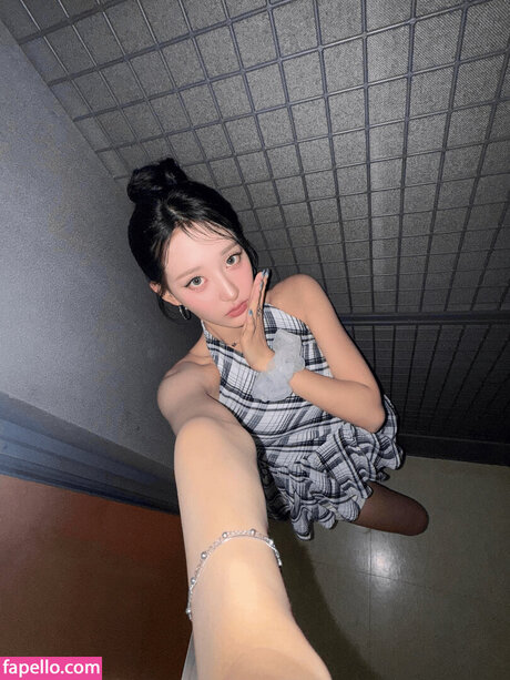 Hwiseo model high quality archive