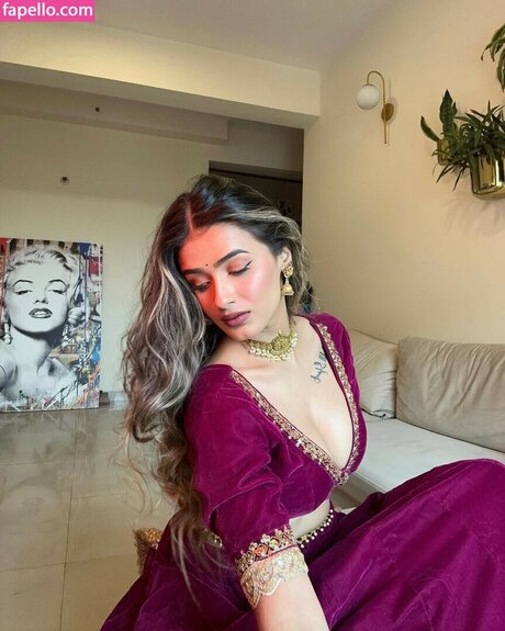 Shambhavi Singh porn model image