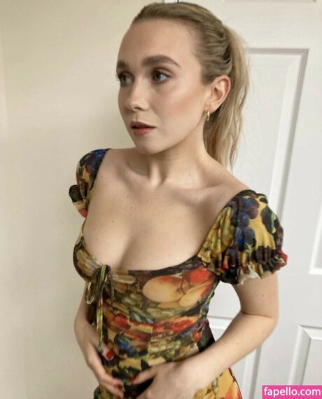 Veronika Slowikowska star free pics