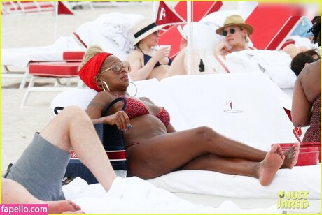 Mary J Blige star beautiful pictures