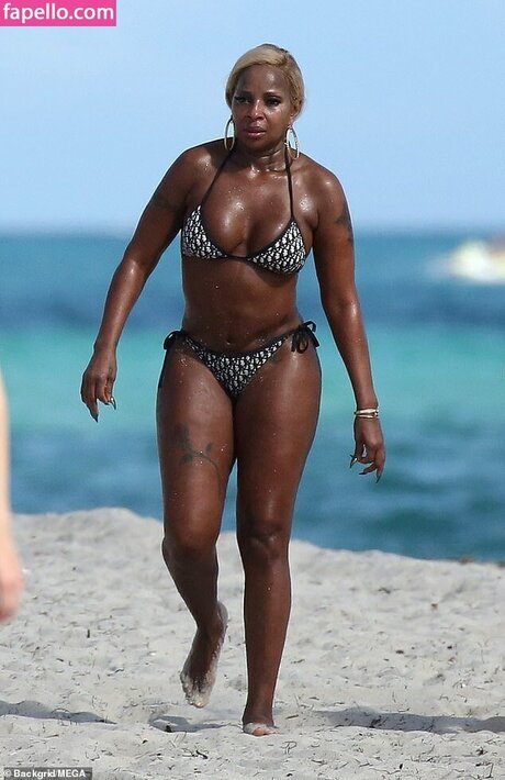 Mary J Blige high quality star images