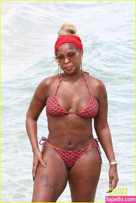 Mary J Blige star xxx galleries