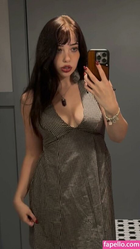 Meowcrobe xxx model photos