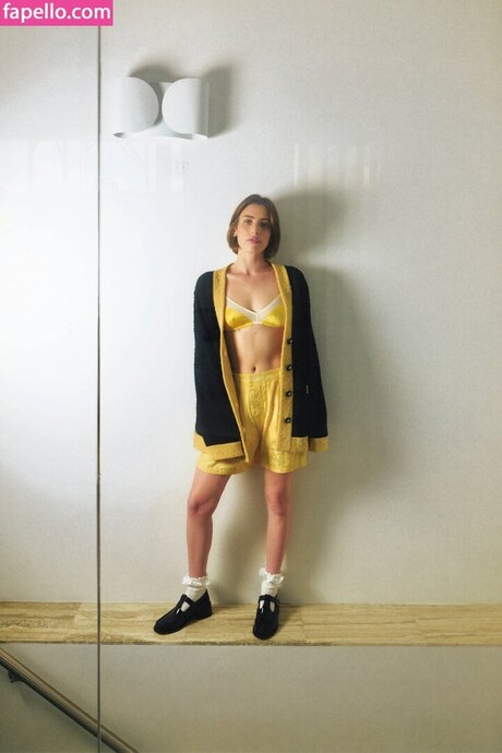Clara McGregor pornographic model gallery