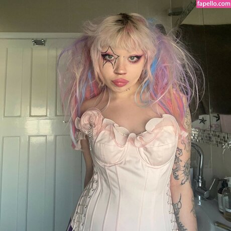 Jazmin Bean star picture