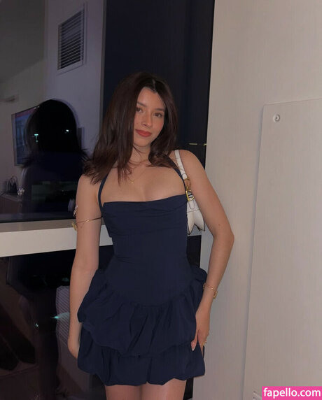 bbyflxr erotic actress picture