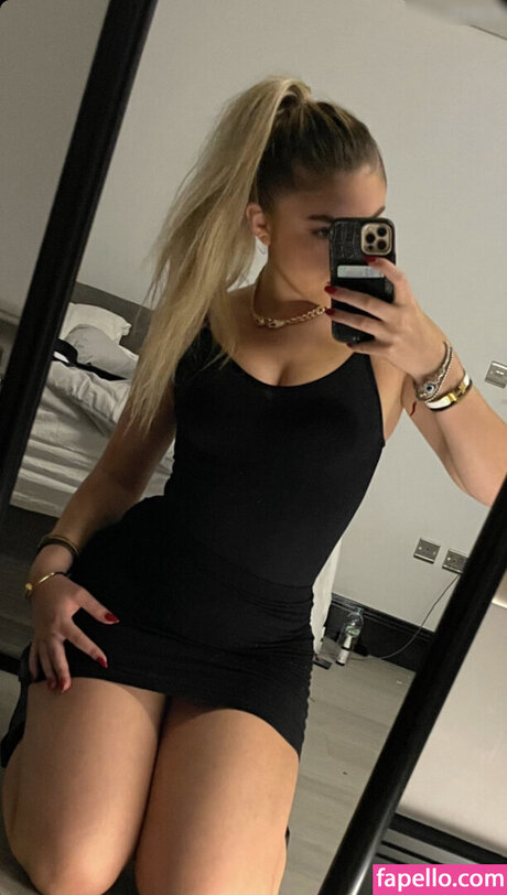 shemale fucks girl onlyfans perfect gallery