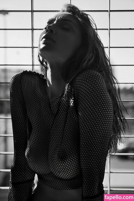 Josephine Lecar model top gallery