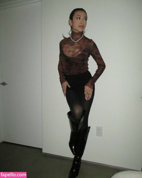 Josie Totah sex actress galleries