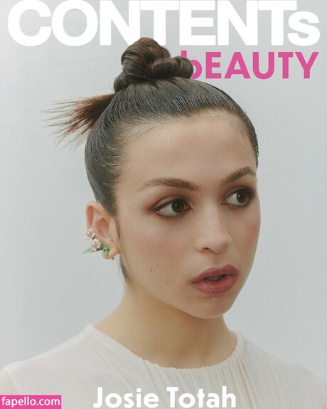 Josie Totah hd pornstar picture