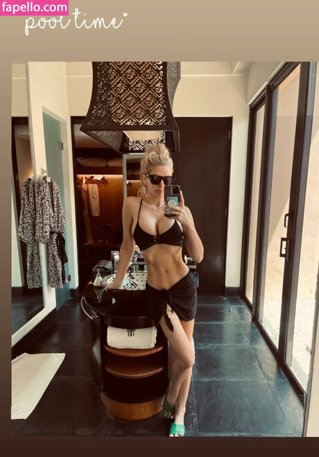 Jessa Hinton naked star picture