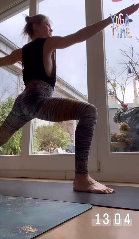 flexible teen onlyfans sexy photo