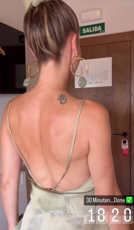 Wolke Hegenbarth pornstar top images