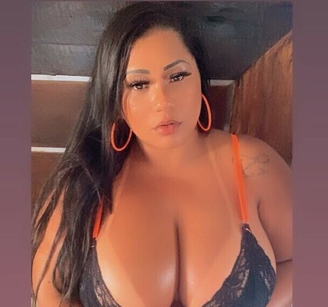 Ingrid Oliveira pornstar top photo