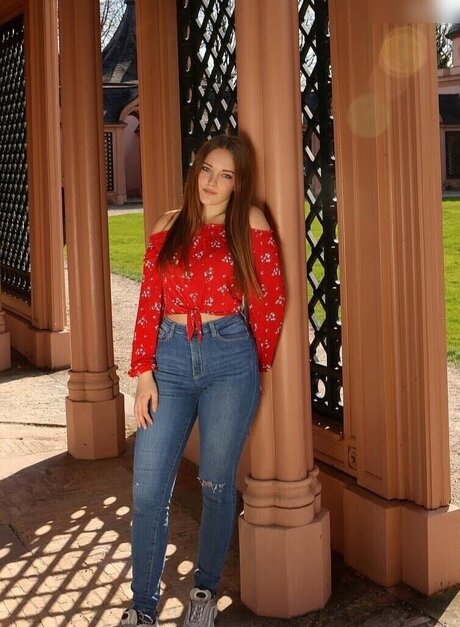 bienmichelle hot actress image