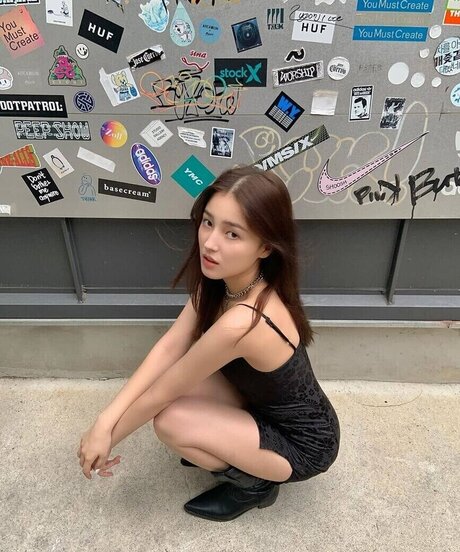 Nancy Momoland porn model pic