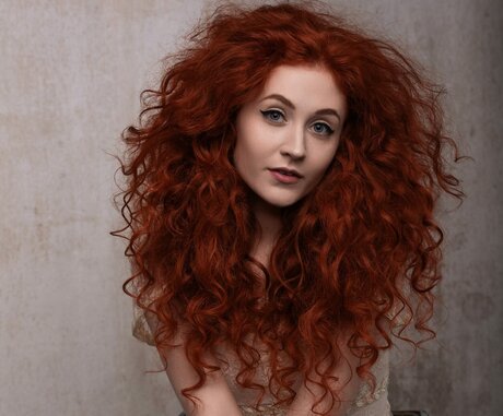 janetdevlin nudes star gallery