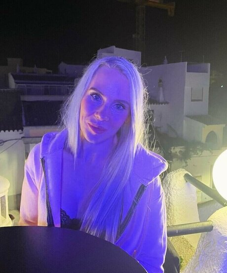 knees onlyfans top pictures