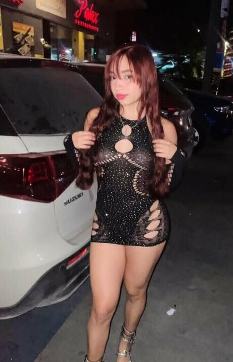 Itzel Chavira star perfect images
