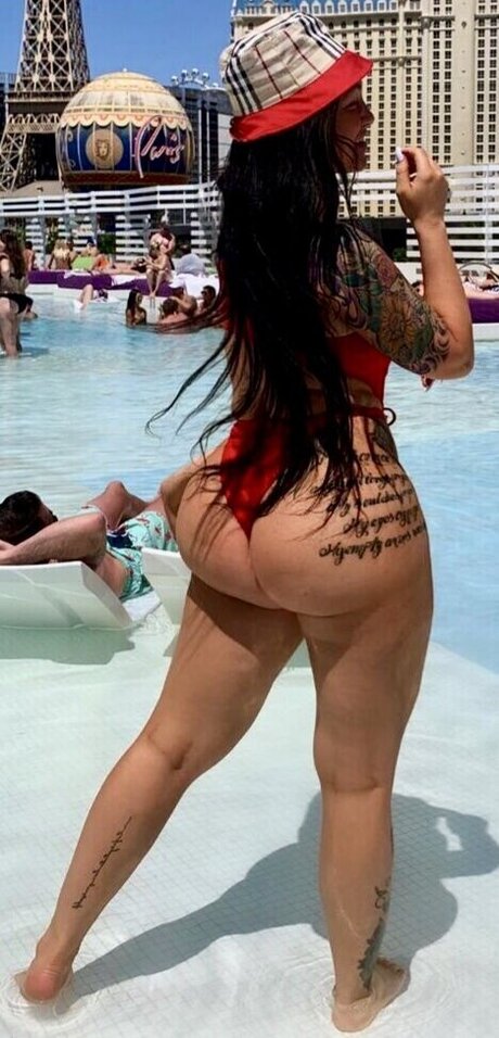 Amber Watkins naked star img