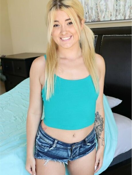 Nicole Nichols pornstar nudes pictures
