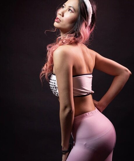 Bessy Q high quality model photo