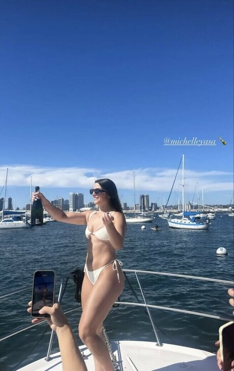 Michelleyassa star nude picture