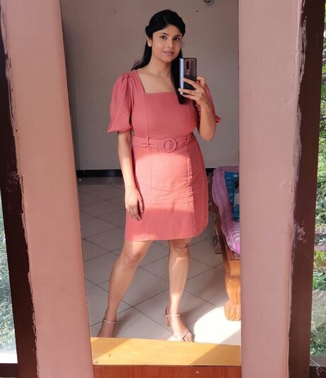 Tulika Snehil hd model images