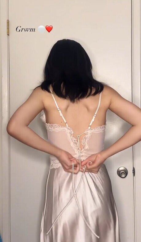 Lo3tus star nude galleries