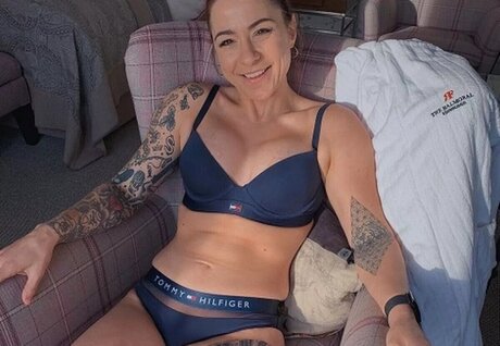Lucy Spraggan sex star pic