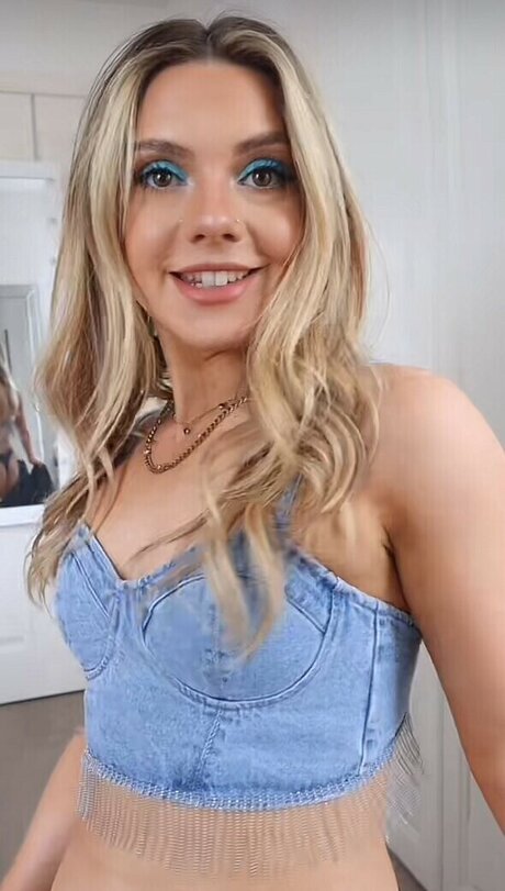 Its laurensarah pornstar nice photo