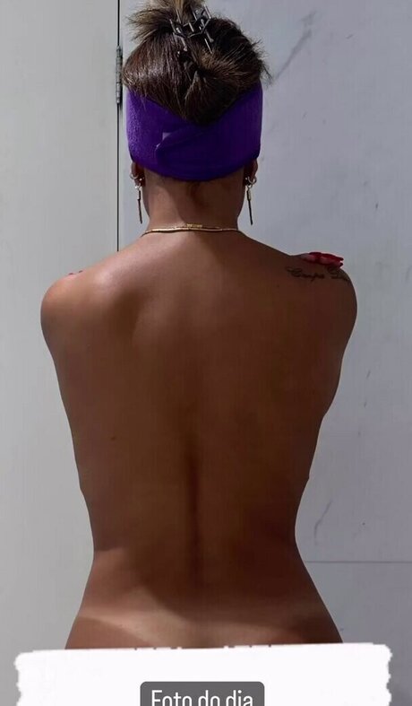 Duda Rodrigues adult model img