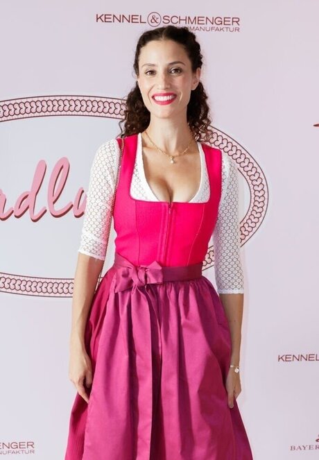 Nadine Menz top profile image