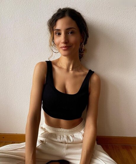 Nadine Menz xxx model picture