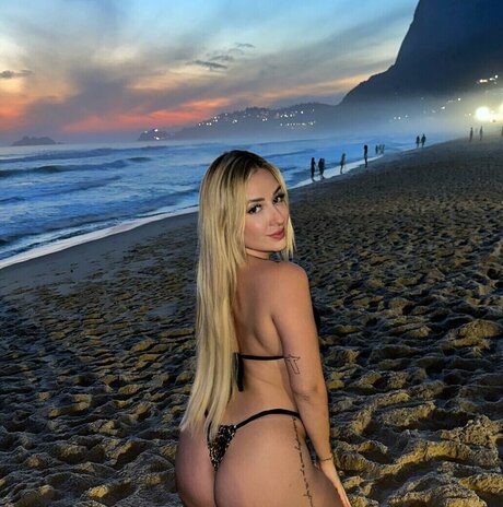 Maria Clara Lima exclusive star galleries