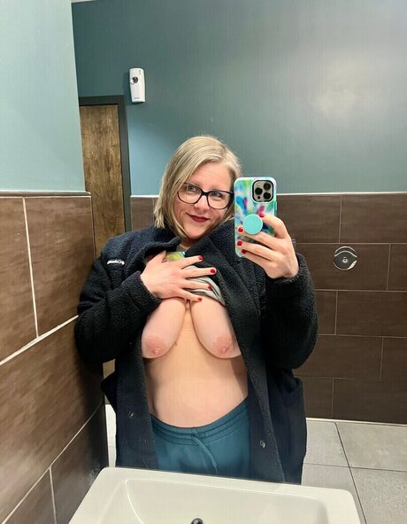 mmfluvah star sexy pictures
