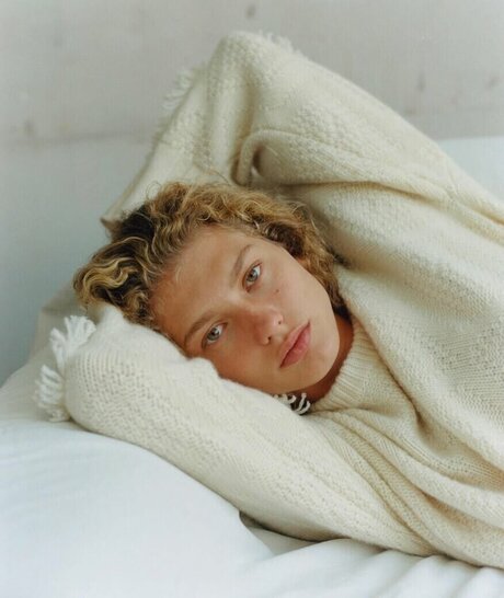 Dorit Revelis art star pics