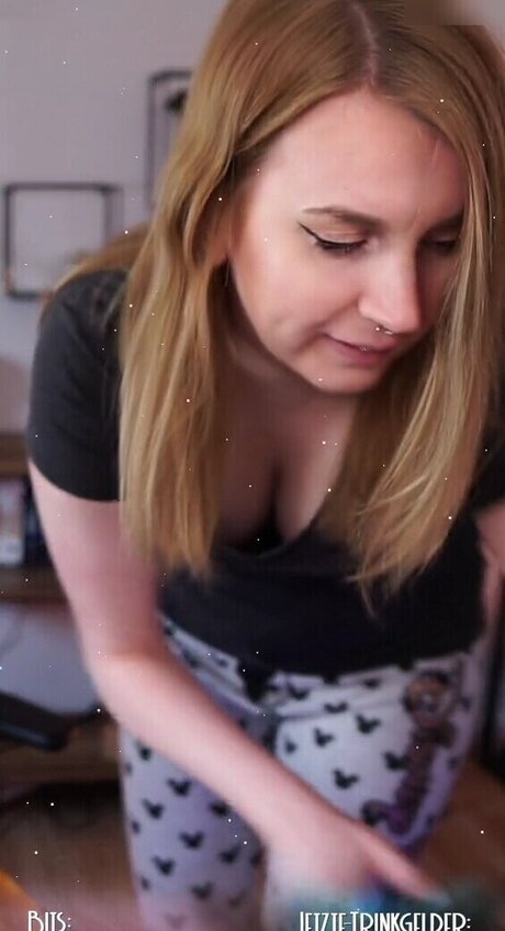 Inzaynia model pornographic pic