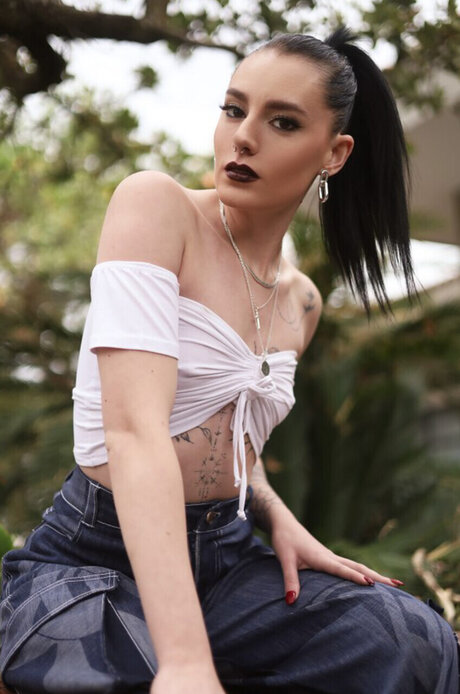 RubyRed nudes actress galleries