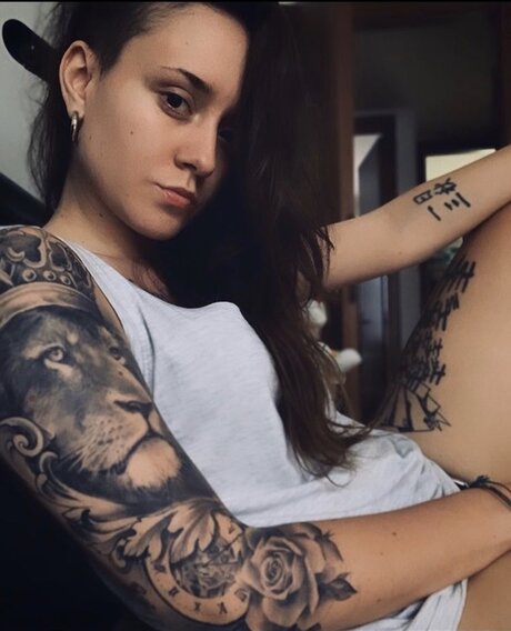 Alessia Fran model hot image