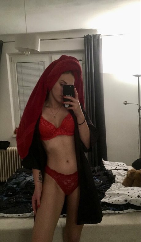 jassietailorfree nude pornstar galleries