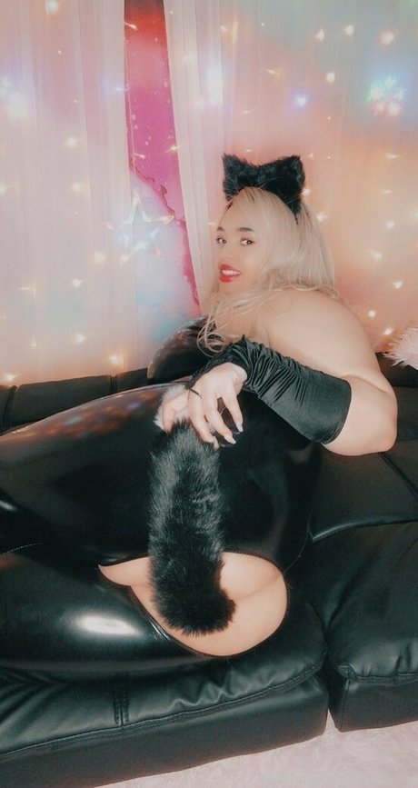 itslivsavage star nudes image